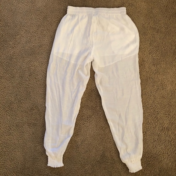 New York and Company Soho Street White Wide Sheer Leg Gauze Pants Size Small NWT - Picture 11 of 14